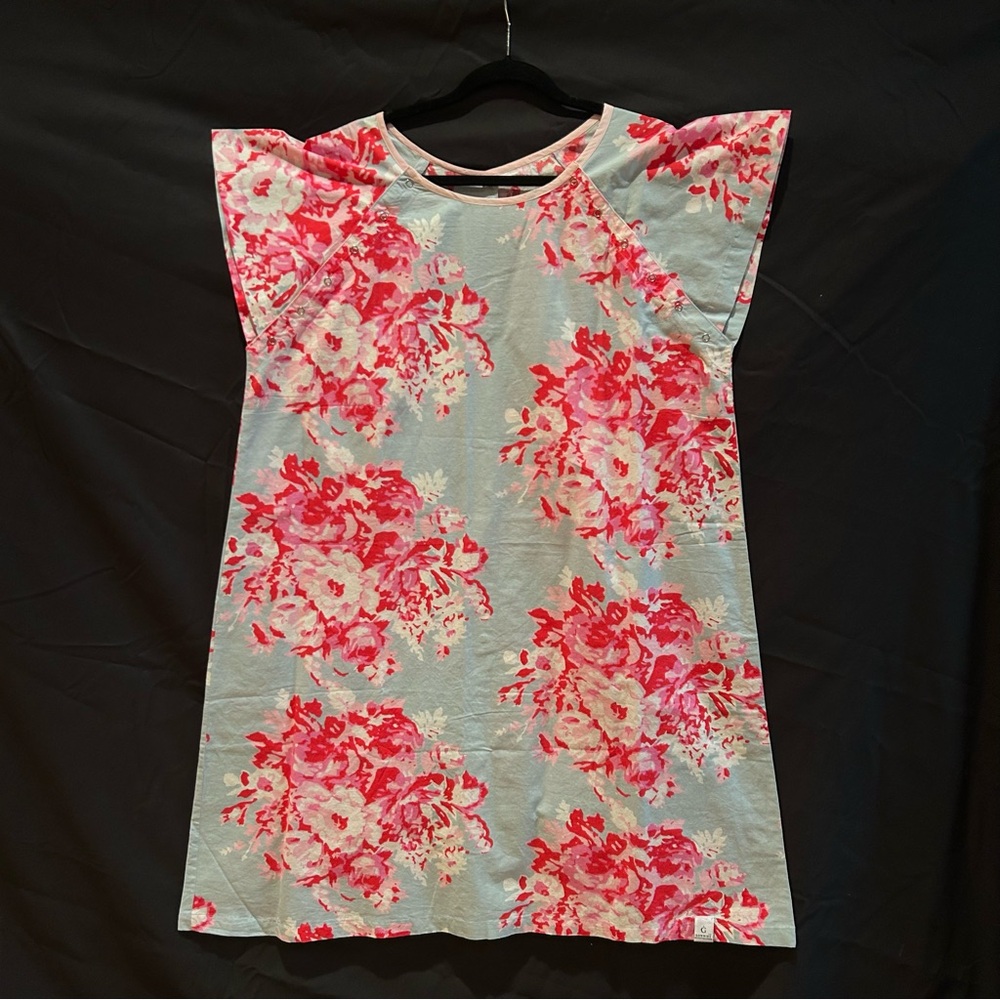 C - Floral Maternity Gown with Pink and White Pattern